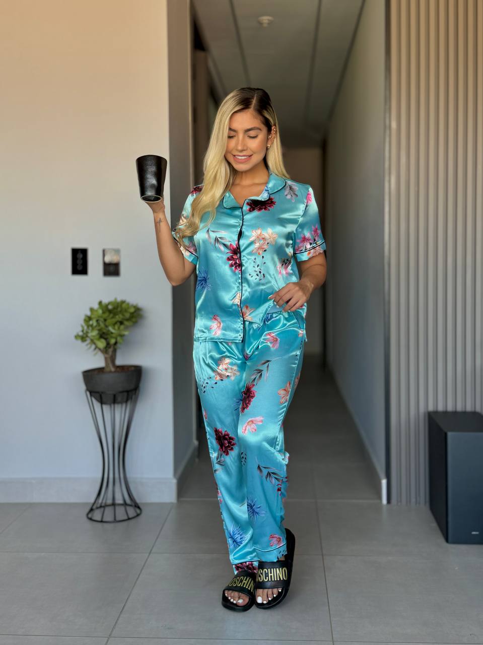 PANTALON Y CAMISA SOFISTICADA - FLORES AGUA MARINA