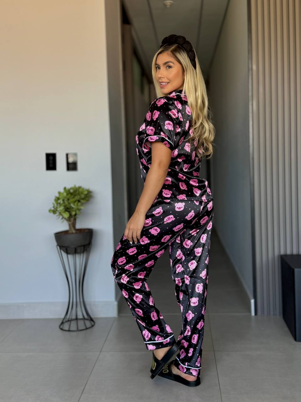 PANTALON Y CAMISA SOFISTICADA - CERDITOS