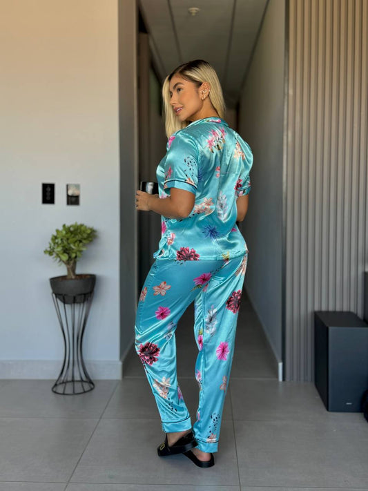 PANTALON Y CAMISA SOFISTICADA -  FLORES AGUA MARINA
